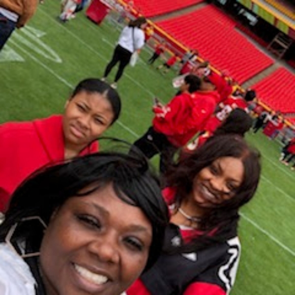 Meet your Posher, Theresa - Picture 12 of 16